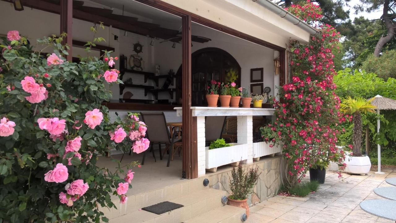 Cavo Paradiso Villa Asproválta Luaran gambar